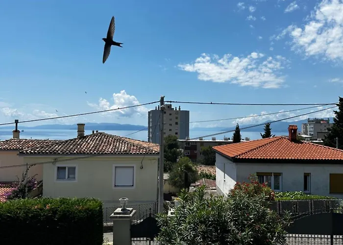 Studio Apartment Rijeka Zamet 500M From Sea And Free Parking