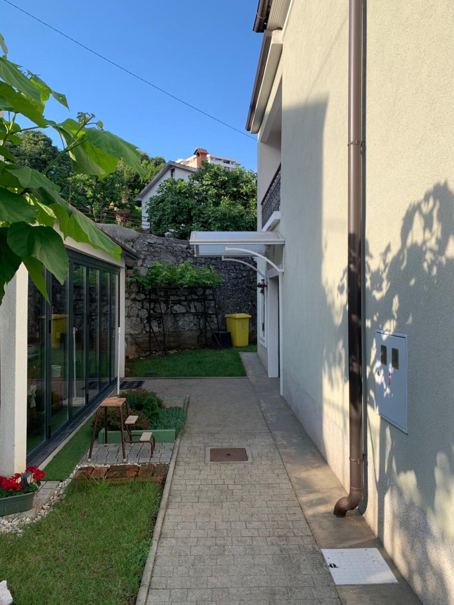 Apartment Zamet 500m From Sea And Free Parking Rijeka